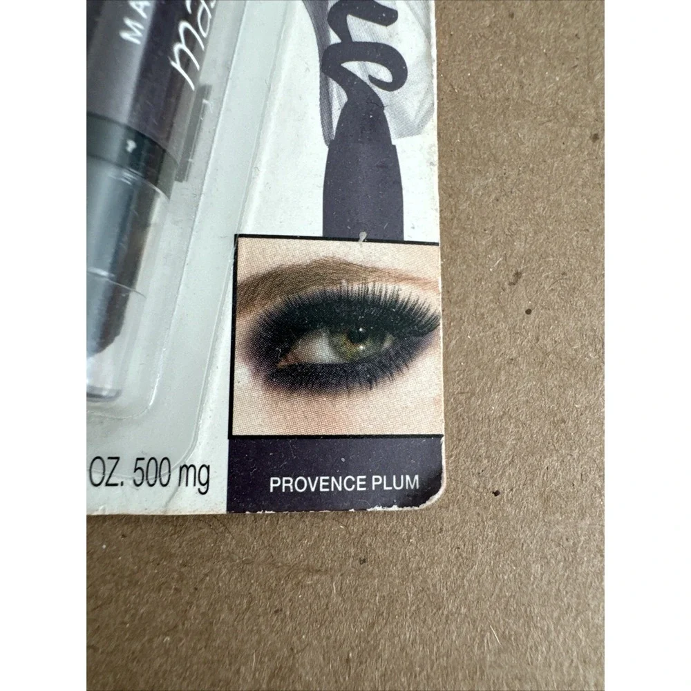 NEW‎ Maybelline Master Smoky Mechanical Eyeliner Pencil # 645 Provence Plum